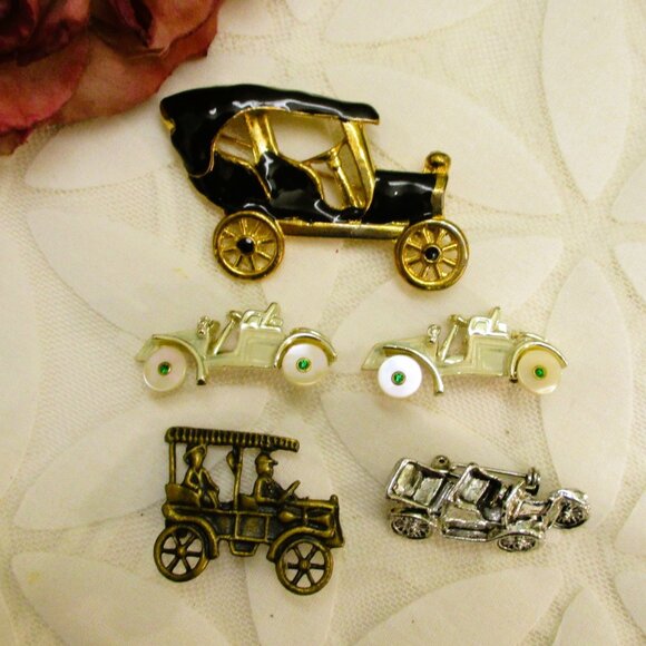 ANTIQUE CAR Mixed Material Brooch Lot ~ Five VINTAGE Early Automotive Pin Lot - Picture 2 of 11